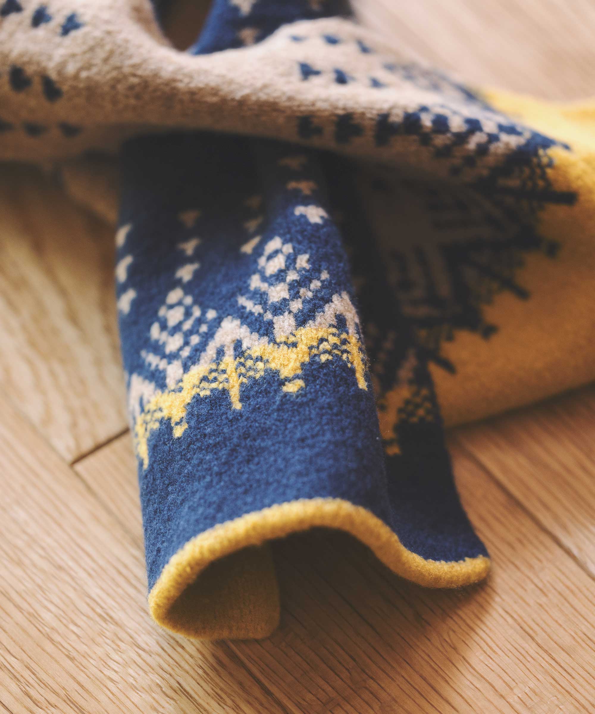 香川で編んだ洗えるショートマフラー nordic