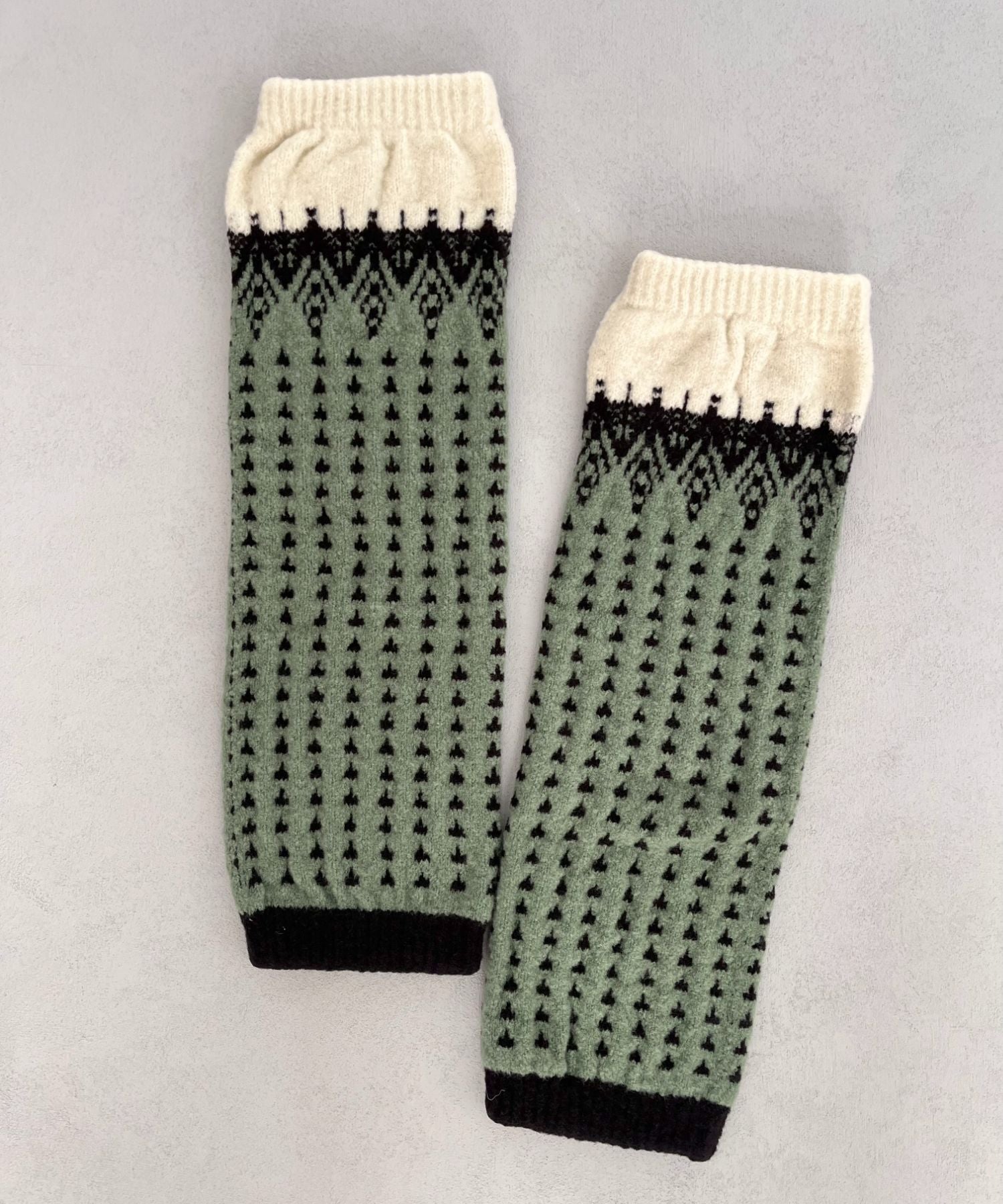 香川で編んだレッグウォーマー nordic