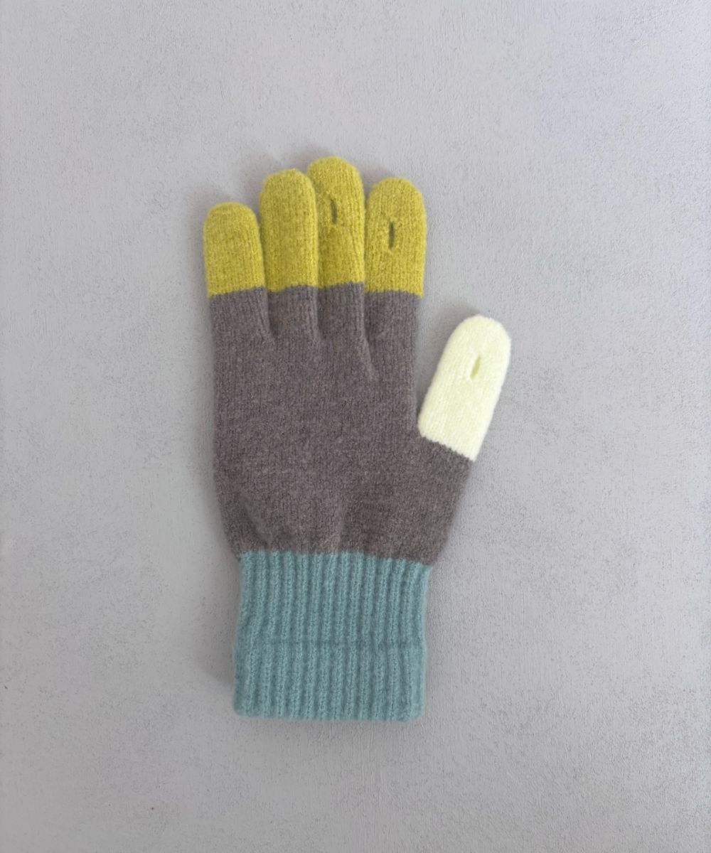 香川産マルチカラーのカプサイシン手袋