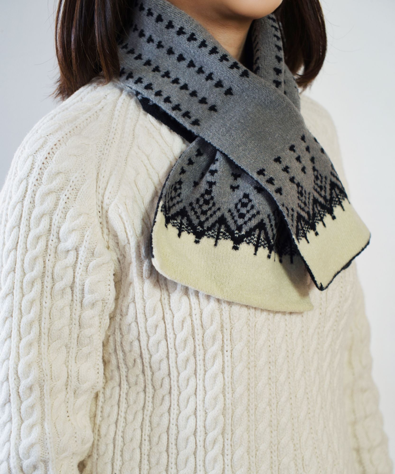 香川で編んだ洗えるショートマフラー nordic