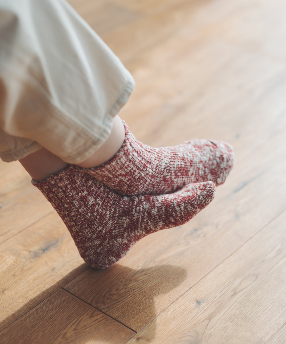 大切な人の幸せを願う縁起の良い赤靴下セット