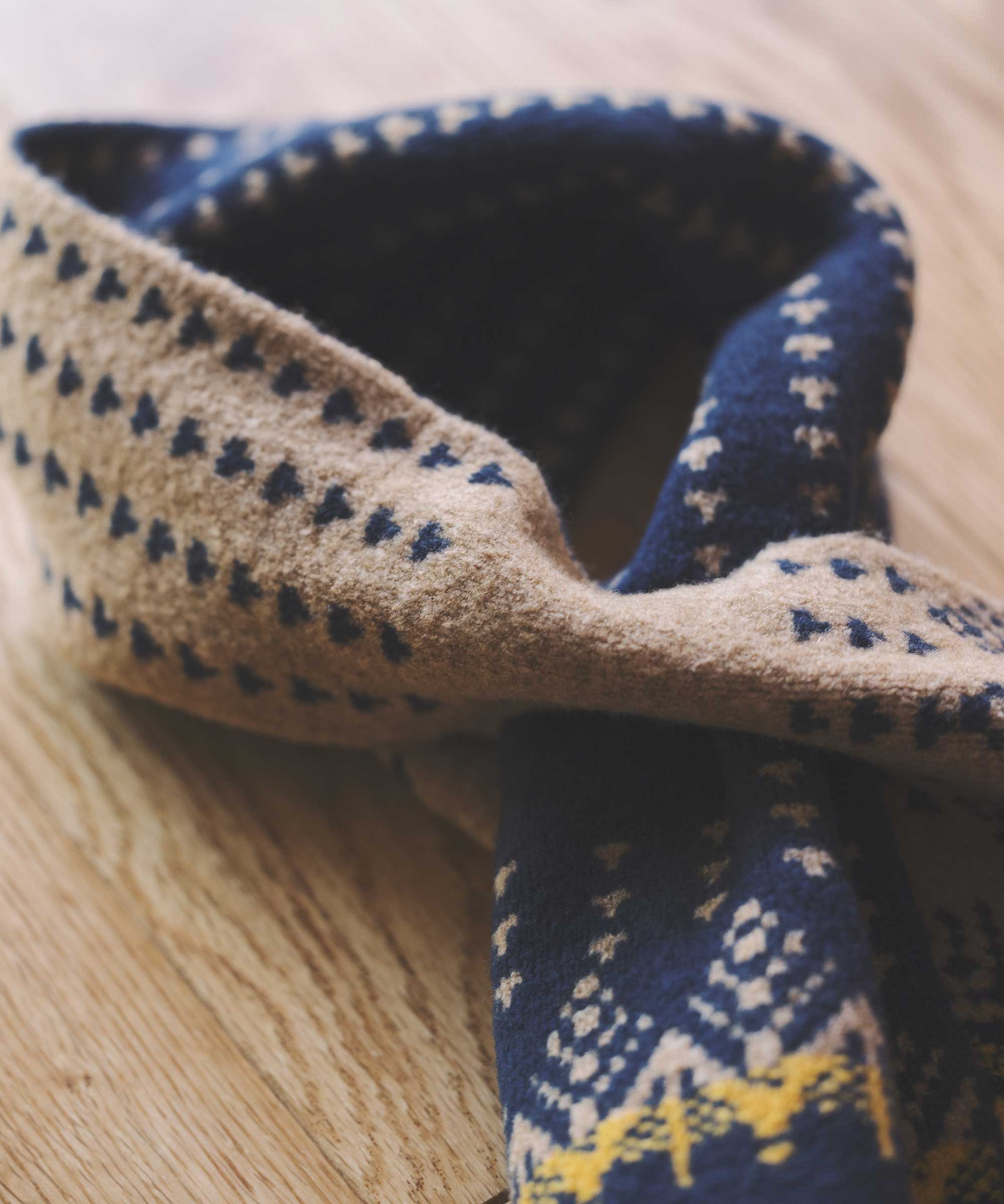 香川で編んだ洗えるショートマフラー nordic