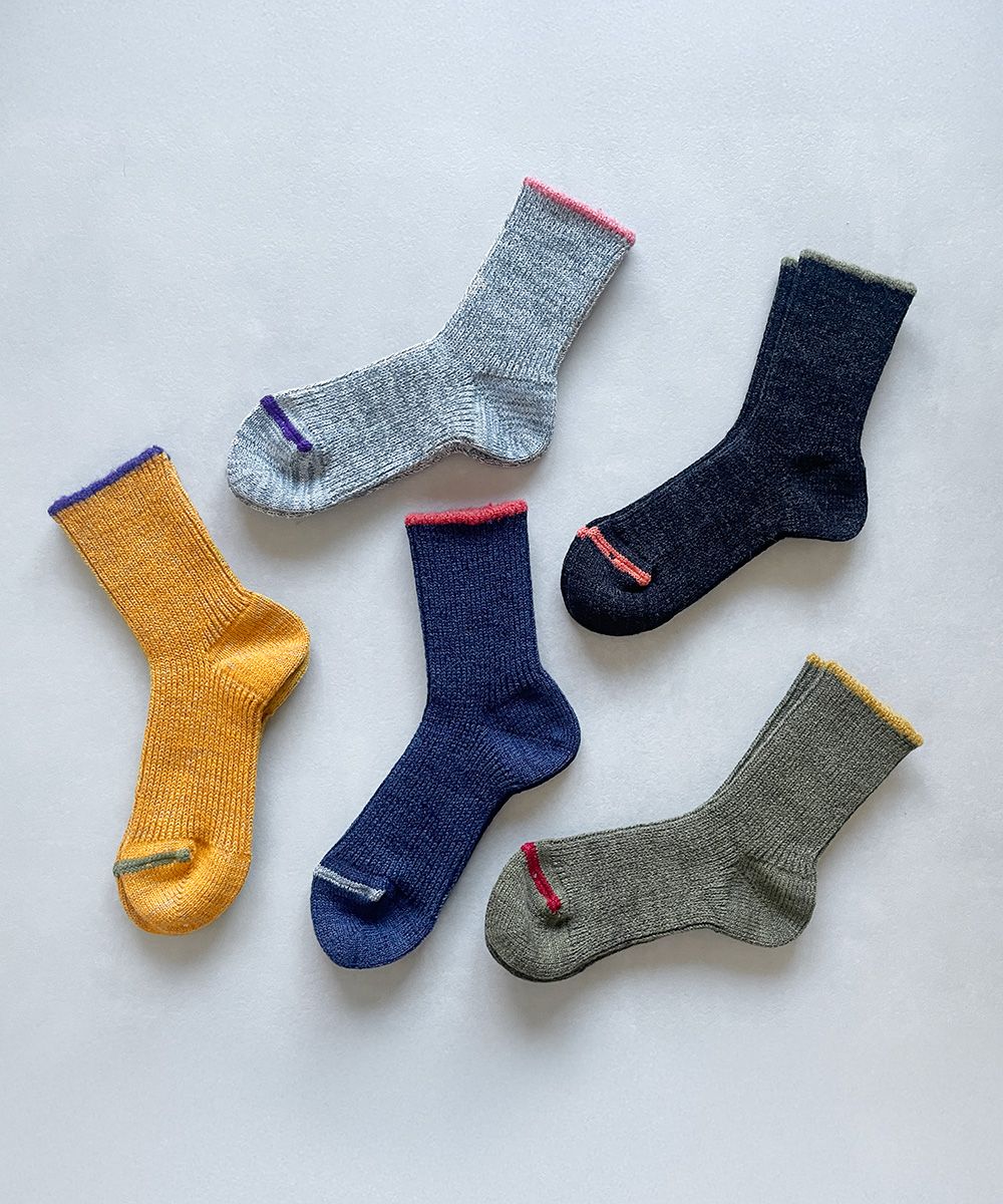 TM52W-217【リブ編みでフィットするウールと麻の靴下】