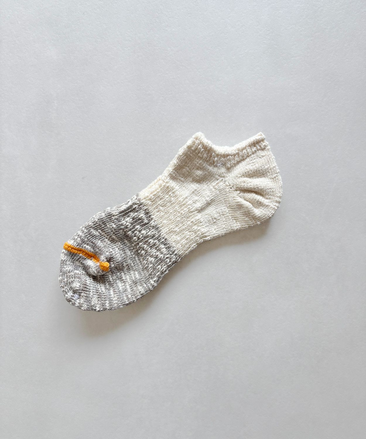 TM62S-229【ハーフ切り替えの短い丈の麻の靴下 】