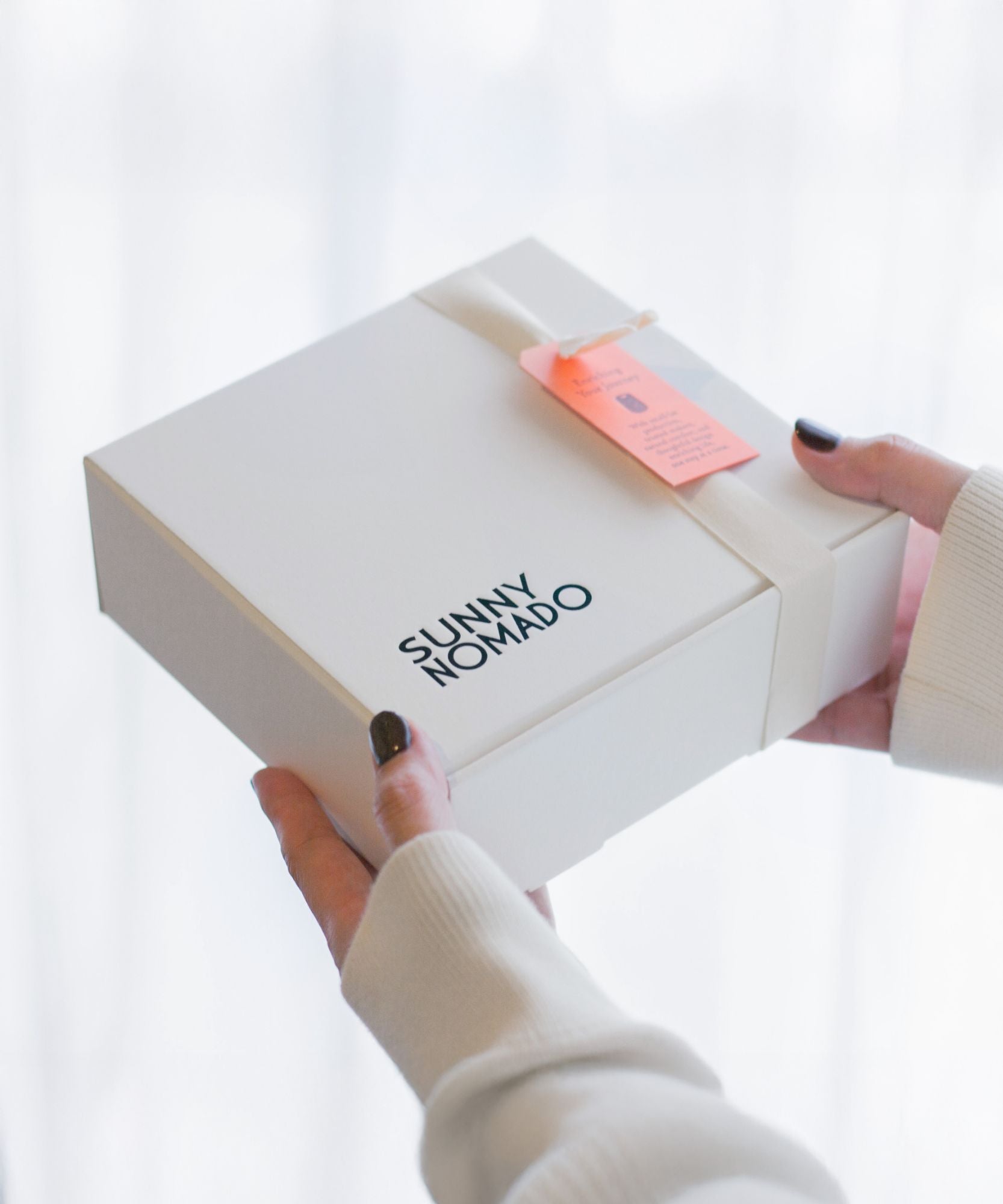 どんな服にも合わせやすい大人のシンプル靴下セット