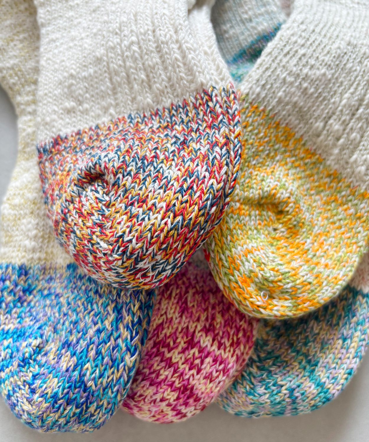 TM62S-223【つま先とかかとの引き揃え糸の麻の靴下 】